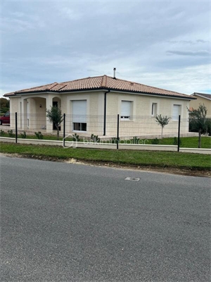 maison recente à la vente -   33240  VIRSAC, surface 119 m2 vente maison recente - UBI469475483